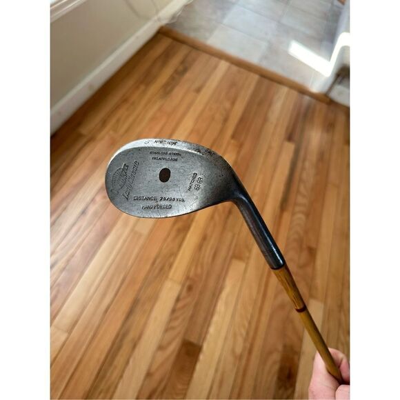 Vintage Burr Key Built Wedge Lady Classic - Picture 1 of 5